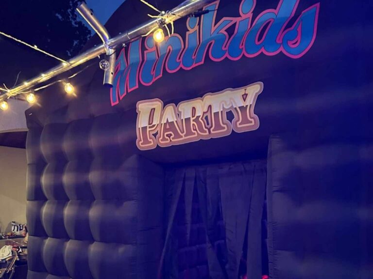 Boîte de nuit gonflable